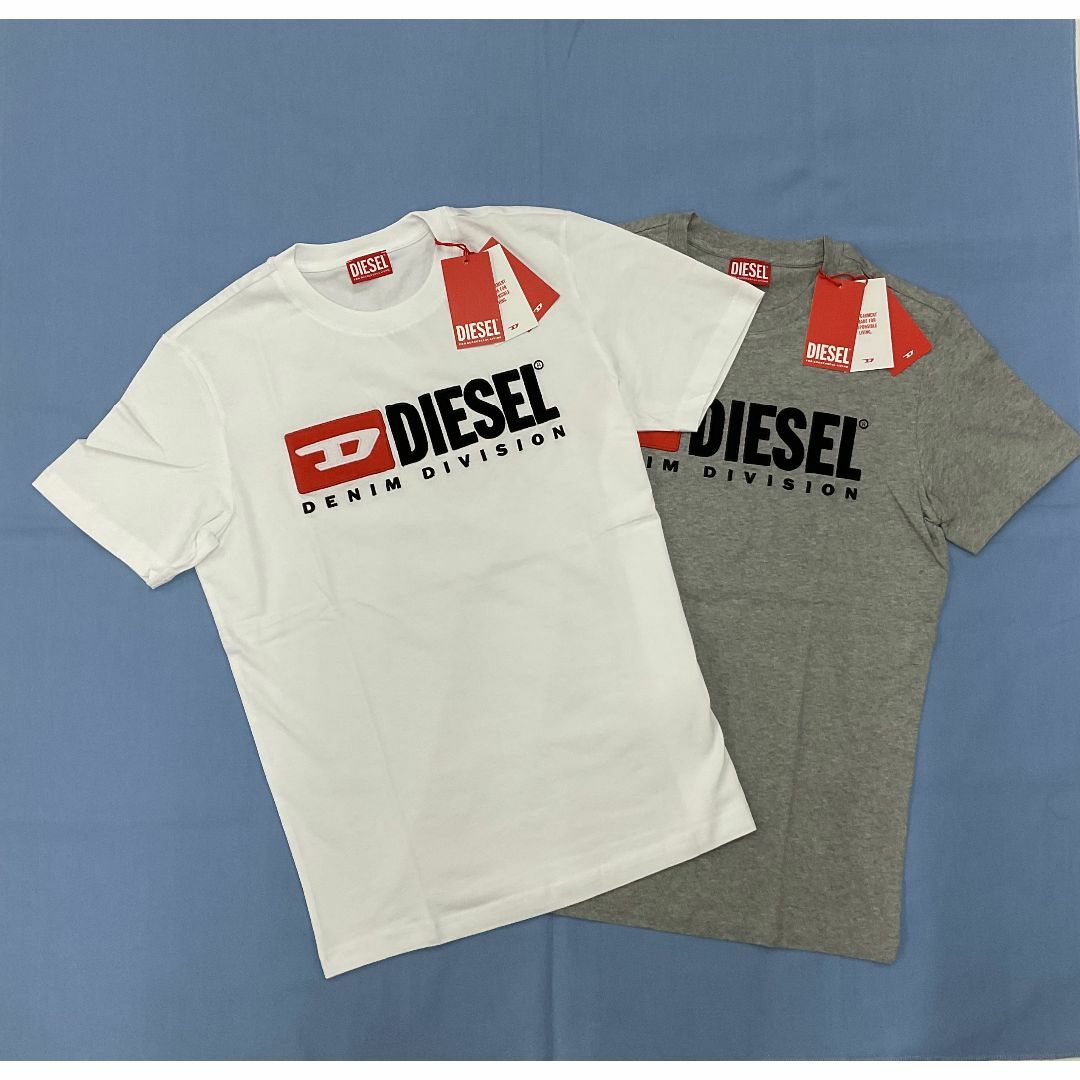 DIESEL(ディーゼル)のディーゼル　Tシャツ 白XL、XXL、黒のL、XXL合計4枚 メンズのトップス(Tシャツ/カットソー(半袖/袖なし))の商品写真