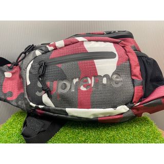 シュプリーム(Supreme)のSling Bag Red Camo ショルダーバッグ　ナイロン　RED(ショルダーバッグ)