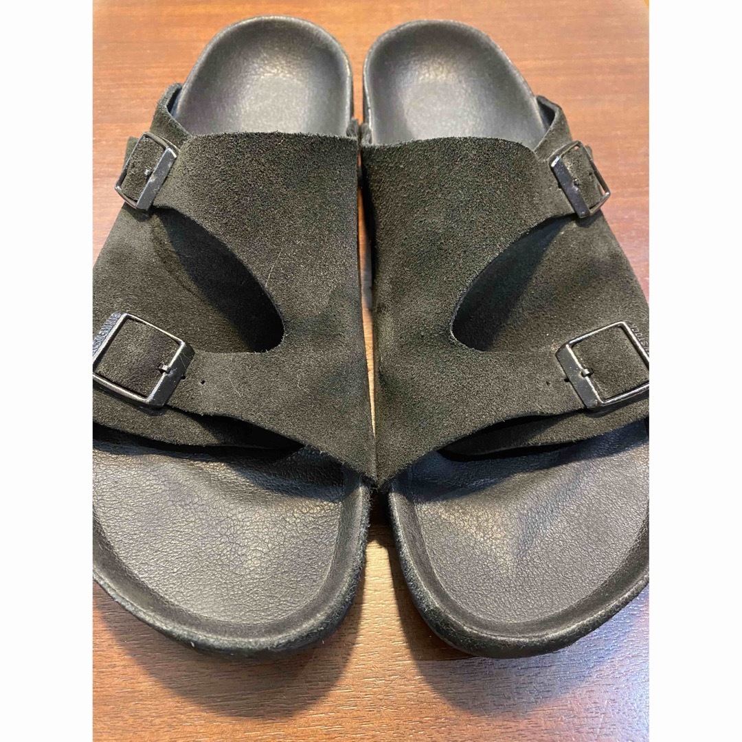 BIRKENSTOCK(ビルケンシュトック)のBEAMS別注BIRKENSTOCK チューリッヒ　ブラック　44 メンズの靴/シューズ(サンダル)の商品写真