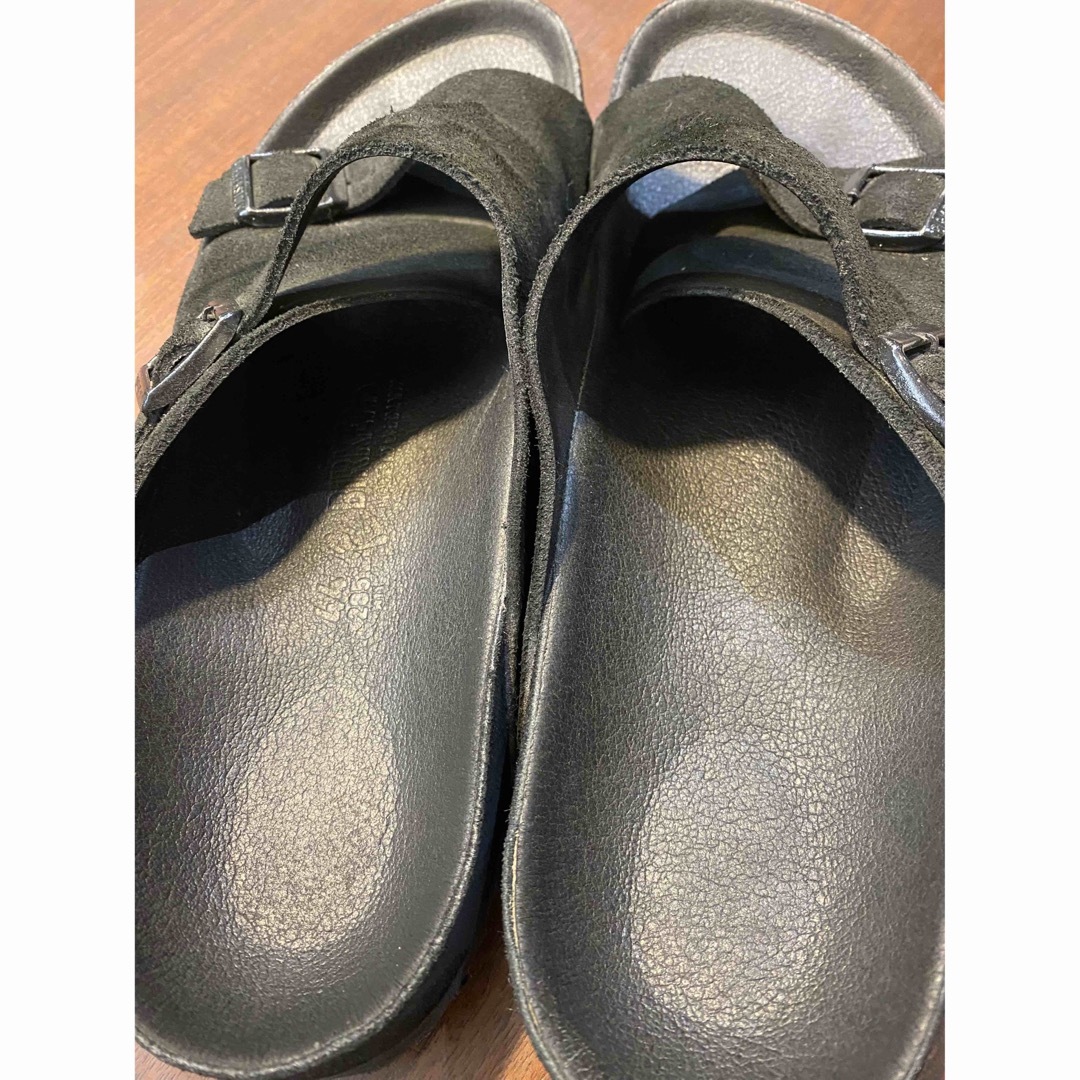 BIRKENSTOCK(ビルケンシュトック)のBEAMS別注BIRKENSTOCK チューリッヒ　ブラック　44 メンズの靴/シューズ(サンダル)の商品写真