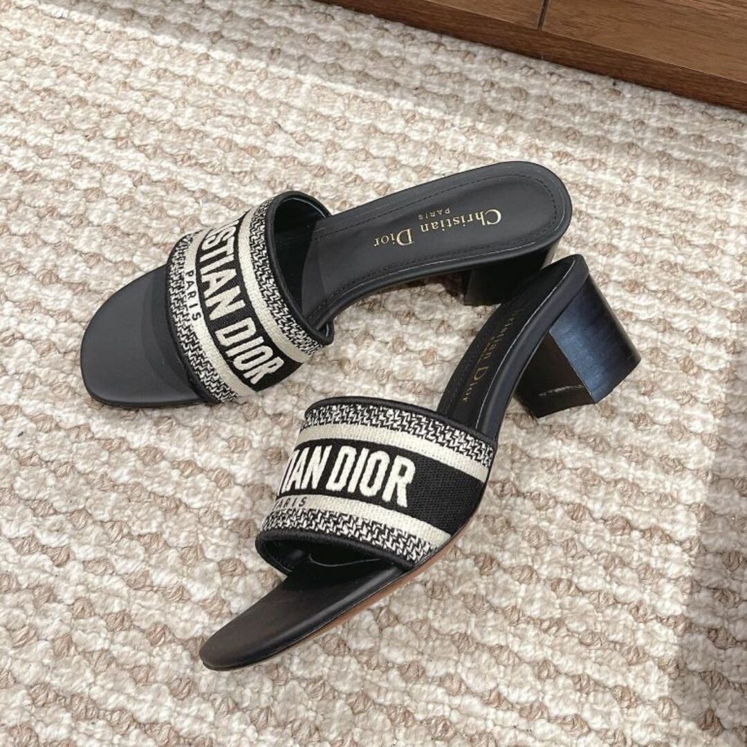 80/20クロス DIOR エンブロイダリー DWAY ヒールミュール 23.5 - 通販
