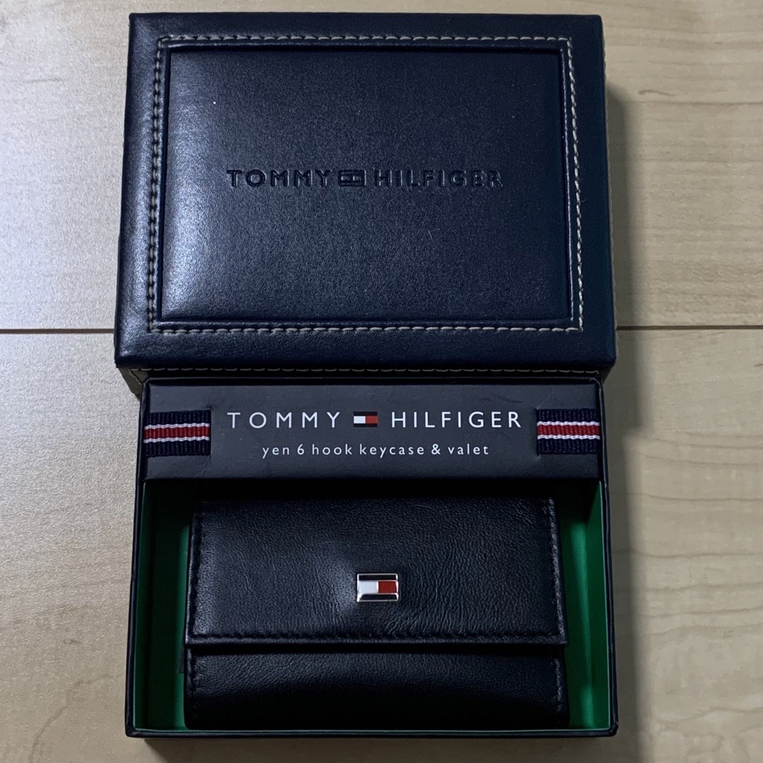 TOMMY HILFIGER(トミーヒルフィガー)のトミーヒルフィガー TOMMY HILFIGER キーケース レザー ブラック メンズのファッション小物(キーケース)の商品写真