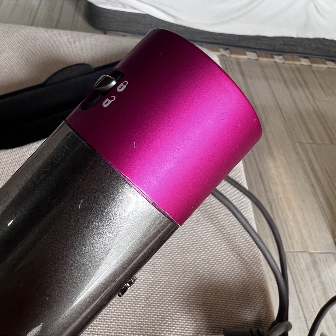 Dyson(ダイソン)のダイソン エアラップ コンプリート hs01 comp fn スマホ/家電/カメラの美容/健康(ドライヤー)の商品写真