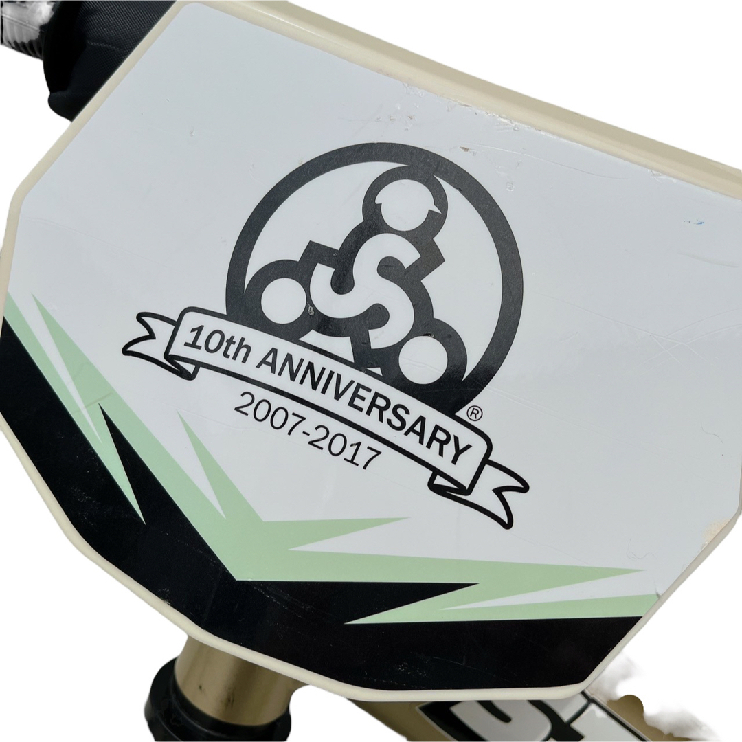 ☆美品☆ ストライダー プロ 10周年 限定モデル 希少 ゴールド 金 ☆美品☆ ストライダー プロ 10周年 限定モデル 希少 ゴールド 金