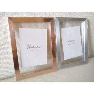 専門店の安心の1ヶ月保証付 未使用 スペースワールド 写真立て