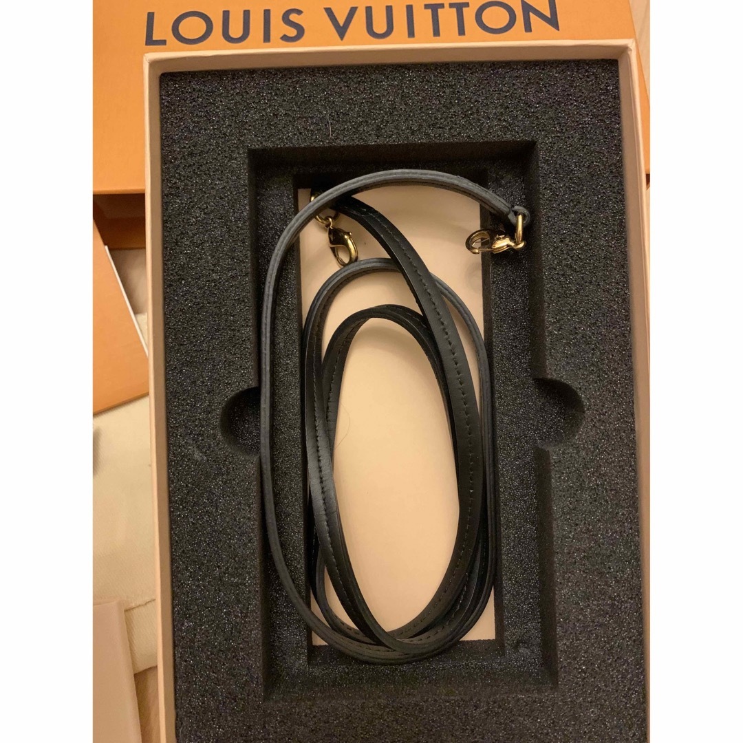 LOUIS VUITTON(ルイヴィトン)のルイヴィトン   ＬＶ　アイトランク　iPhone スマホ/家電/カメラのスマホアクセサリー(iPhoneケース)の商品写真