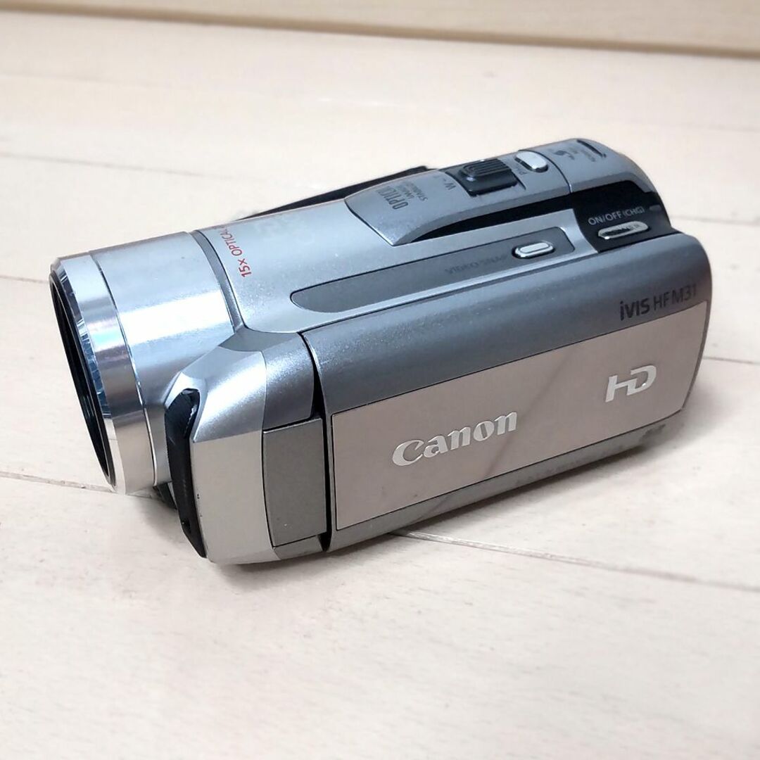 Canon(キヤノン)のCanon IVIS HF M31 使用感少なめです。 スマホ/家電/カメラのカメラ(ビデオカメラ)の商品写真