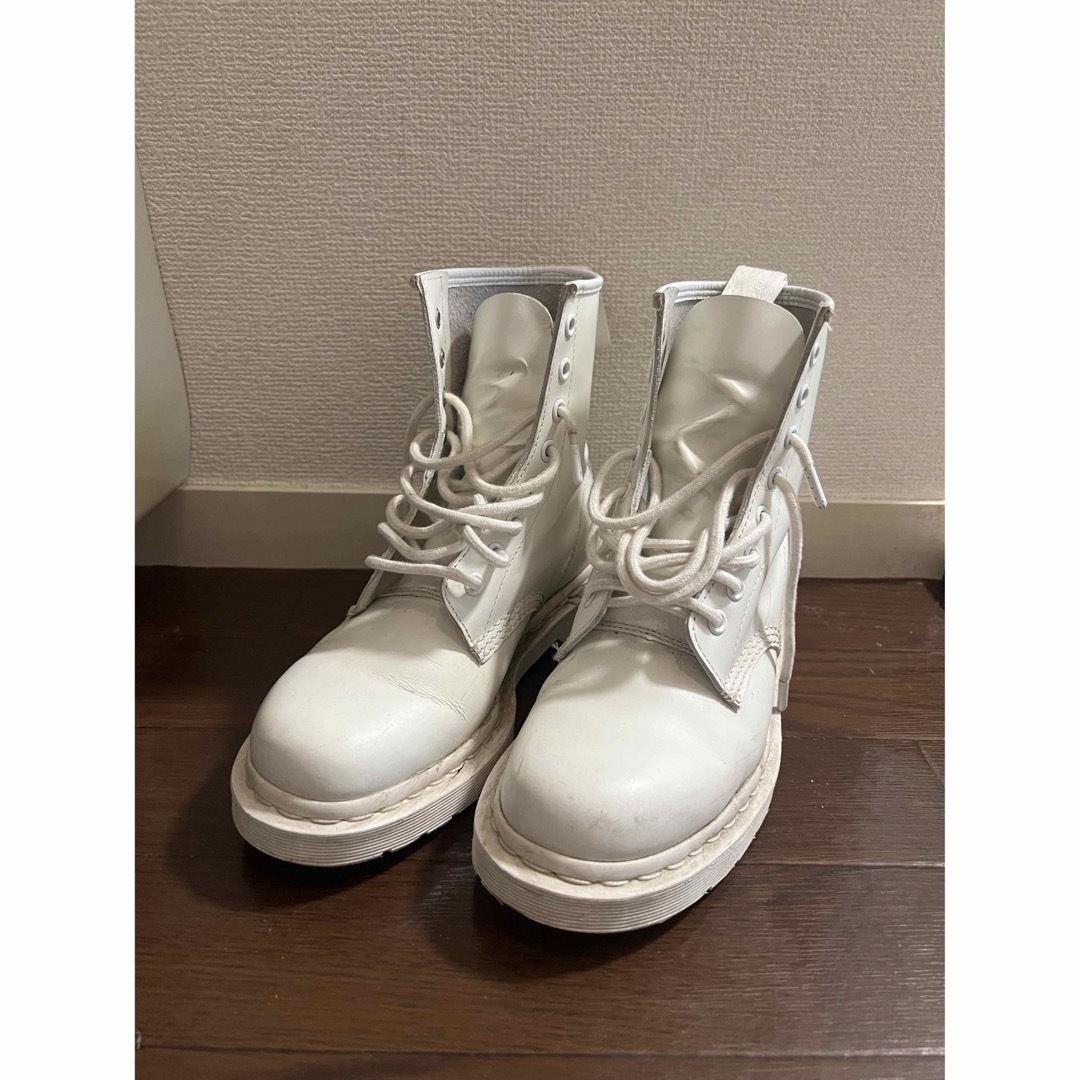 Dr.Martens - Dr.martens mono オールホワイト 8ホール 24cmの通販 by ...