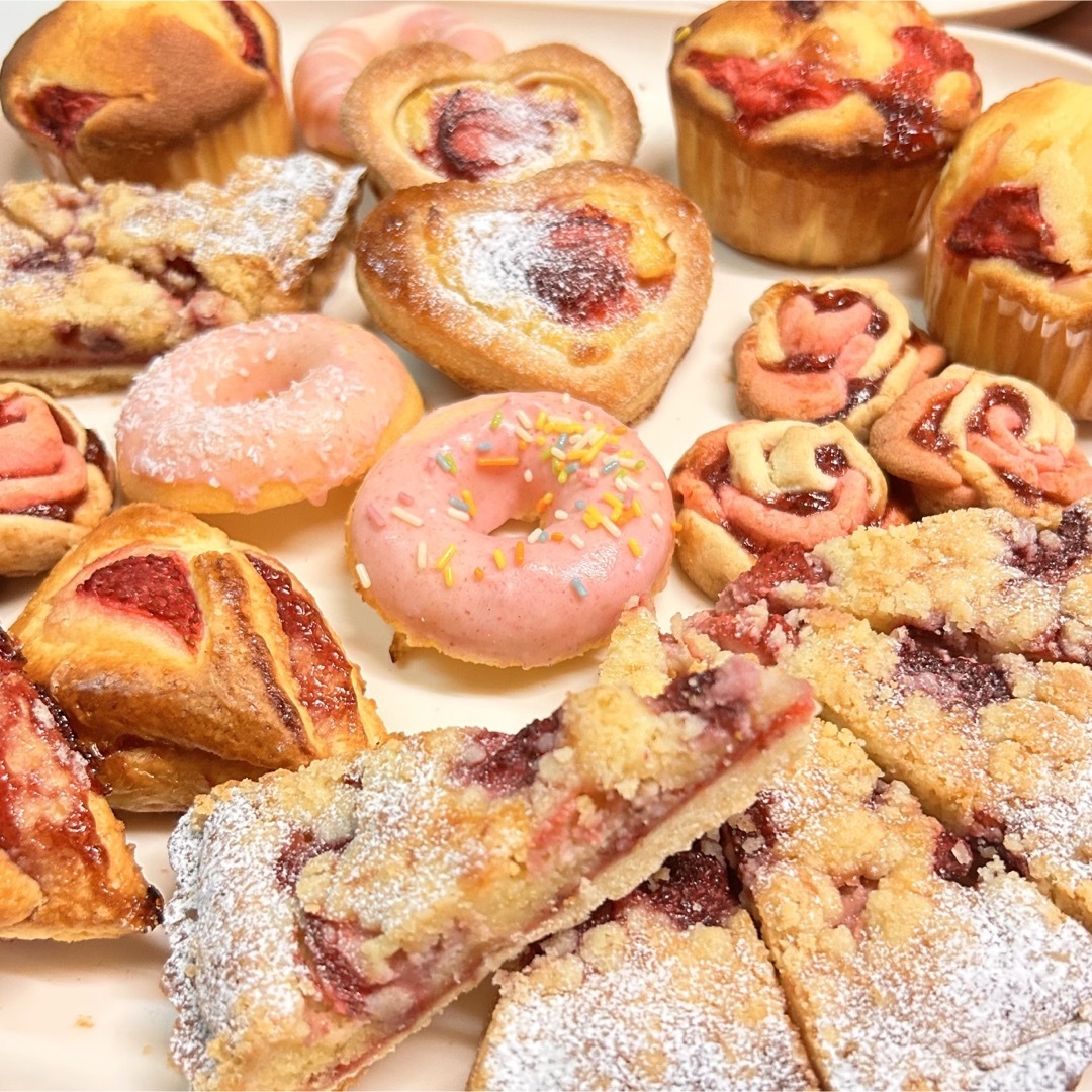 いちご焼き菓子セット 食品/飲料/酒の食品(菓子/デザート)の商品写真