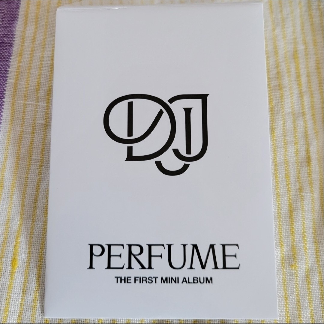 NCT ドジェジョン PERFUME MD ドヨン トレカの通販 by yuyu's shop｜ラクマ