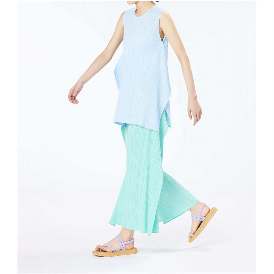 PLEATS PLEASE 2024年商品 フレアパンツ パンツ