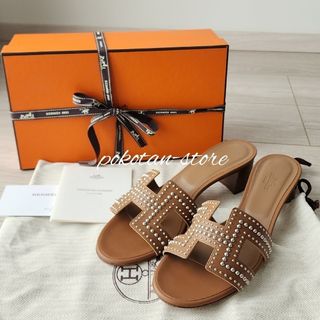 Hermes - 未使用【エルメス】希少 オラン スタッズ レザー サンダル 38