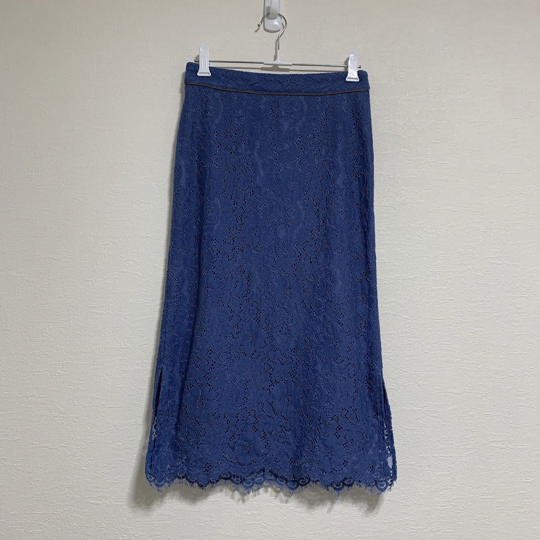 Andemiu(アンデミュウ)のパイピングレースタイトスカート レディースのスカート(ひざ丈スカート)の商品写真