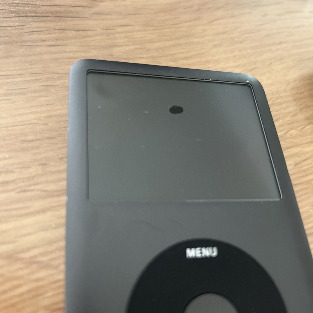 iPod(アイポッド)のまつ様☆iPod classic 160GB ブラック スマホ/家電/カメラのオーディオ機器(ポータブルプレーヤー)の商品写真