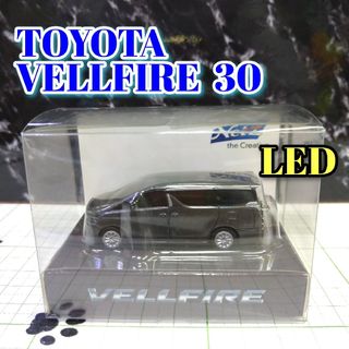 トヨタ(トヨタ)のTOYOTA VELLFIRE LED カーキーホルダー 非売品 ガンメタ系(ノベルティグッズ)