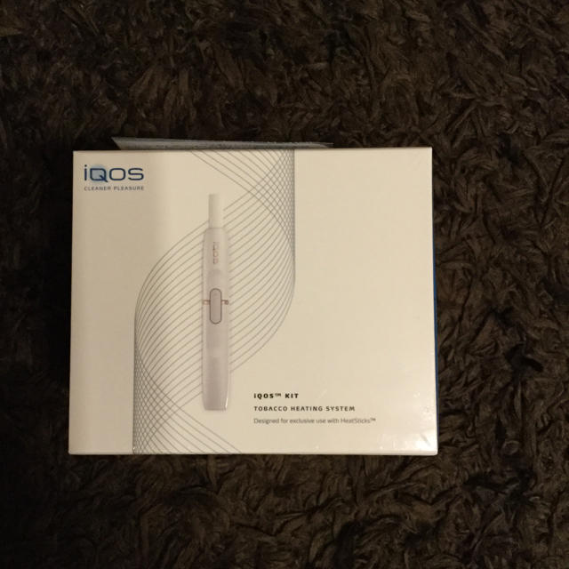 iQOS ILUMA  イルマ　本体　未使用　カスタム　ホワイト　ゴールド 白iqosiluma