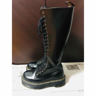 Dr.Martens - Dr.martens britain 廃盤 UK5 24cm 20ホールの通販 by