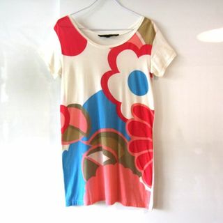 マークバイマークジェイコブス(MARC BY MARC JACOBS)の美品　MARC BY MARC JACOBS　半袖Tシャツ　白　Sサイズ(Tシャツ(半袖/袖なし))