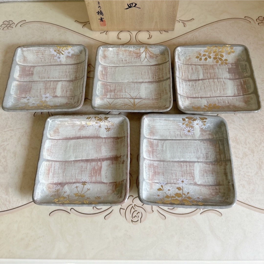 たち吉 - たち吉 平安橘吉 金彩草花 角皿揃 5枚セット 和食器 たち吉 - たち吉 平安橘吉 金彩草花 角皿揃 5枚セット 和食器