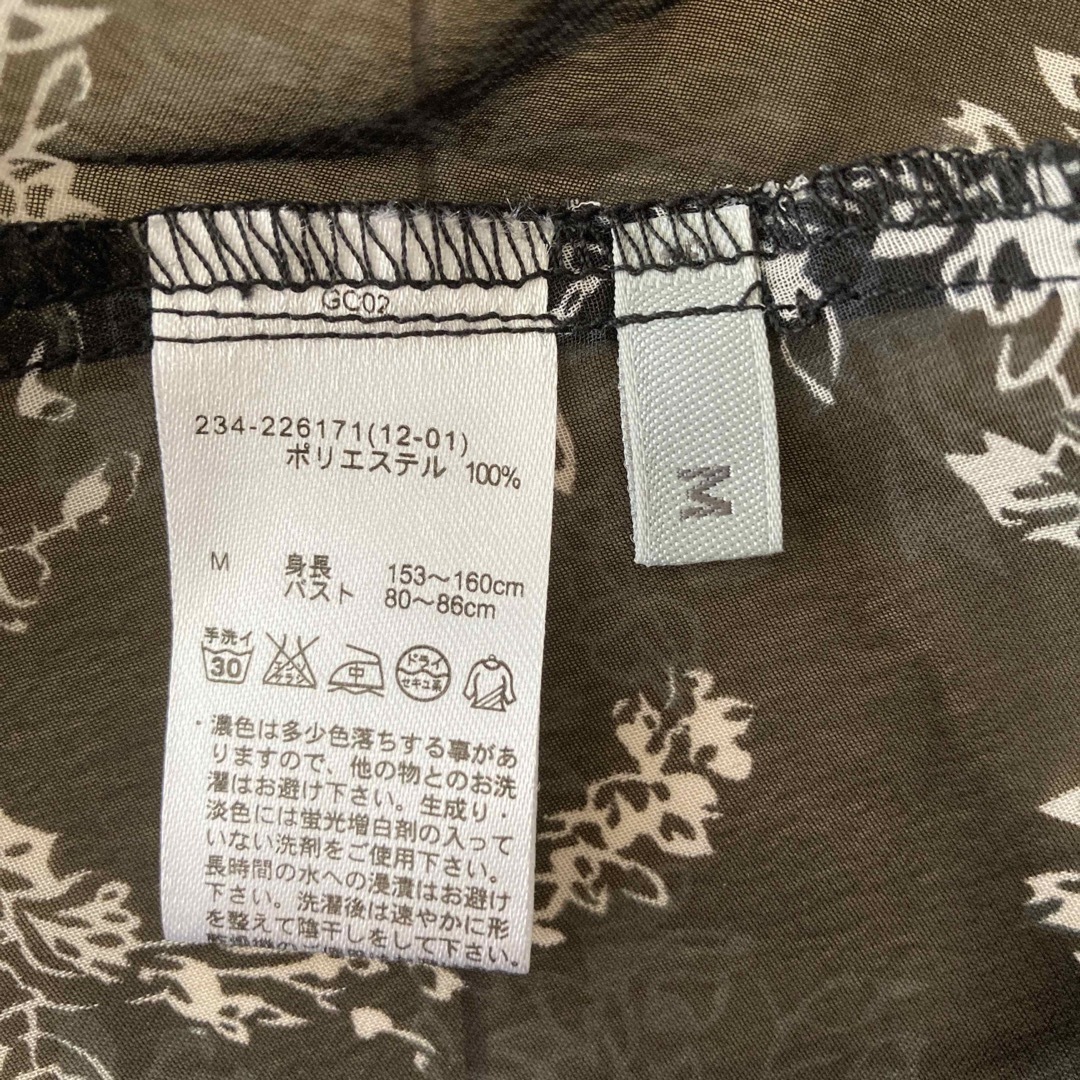 花柄シアーブラウス　Mサイズ レディースのトップス(シャツ/ブラウス(半袖/袖なし))の商品写真