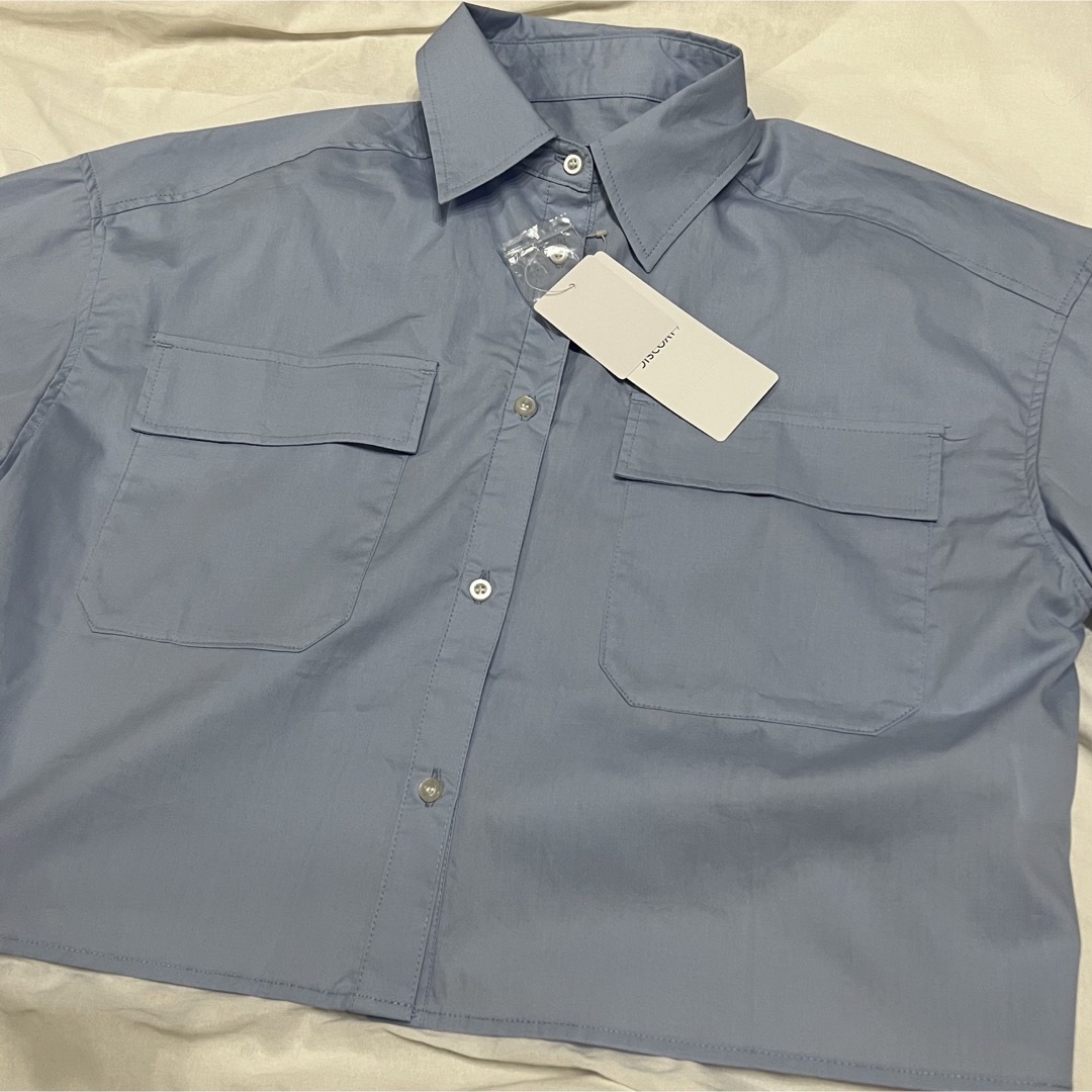 Discoat(ディスコート)の【WEB限定】Wポケットショートシャツ　ディスコート  ブルー レディースのトップス(シャツ/ブラウス(半袖/袖なし))の商品写真
