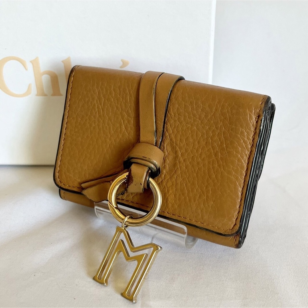 【大人気】Chloe クロエ　アルファベット ウォレット　ミニ財布　ブラウン　M