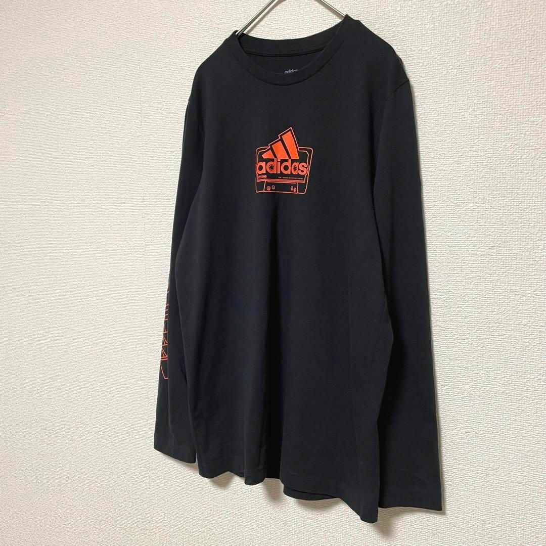 adidas(アディダス)のa14 adidas 長袖 メンズ Tシャツ ロゴ カセットテープ プリント メンズのトップス(Tシャツ/カットソー(七分/長袖))の商品写真