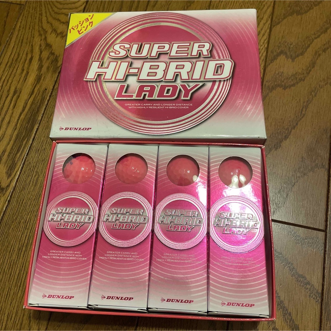 DUNLOP(ダンロップ)のダンロップ　SUPER HI-BRID LADY ゴルフボールパッションピンク スポーツ/アウトドアのゴルフ(その他)の商品写真