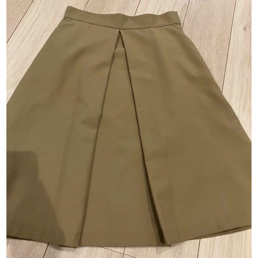 IENA(イエナ)のIENA  美シルエット　スカート　38 レディースのスカート(ひざ丈スカート)の商品写真