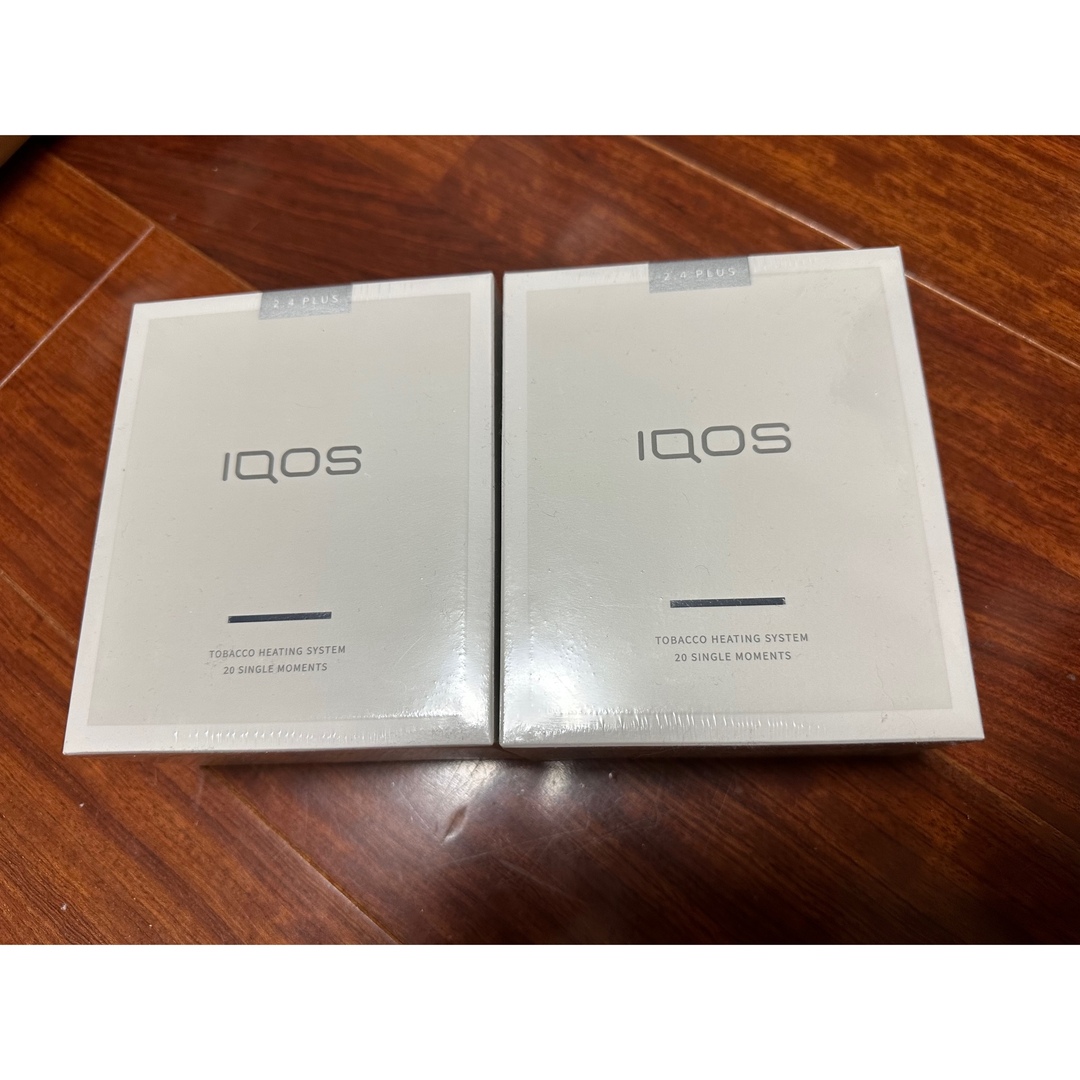 IQOS(アイコス)の【拓美様専用】IQOS 2.4plus +multiホワイト メンズのファッション小物(タバコグッズ)の商品写真