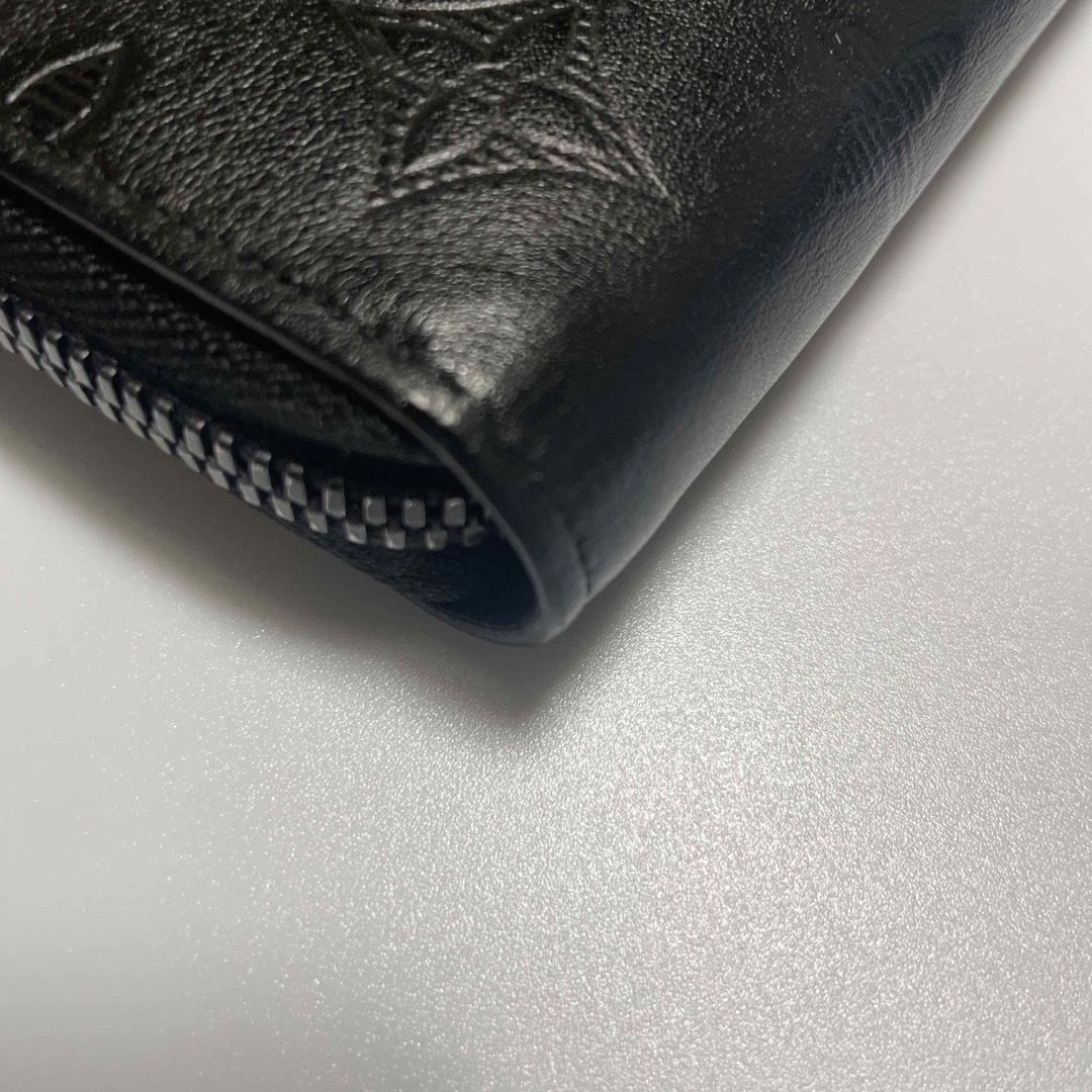 LOUIS VUITTON(ルイヴィトン)のルイヴィトン M62902 モノグラム シャドウジッピーヴェルディカル 美品 メンズのファッション小物(長財布)の商品写真
