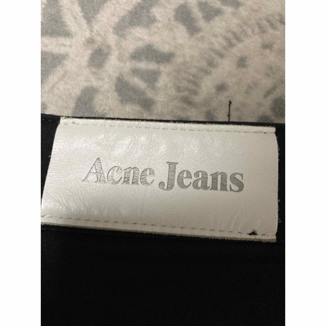 ACNE(アクネ)のACNE アクネ　ストレッチ　ブラック　チノパン　25インチ レディースのパンツ(スキニーパンツ)の商品写真