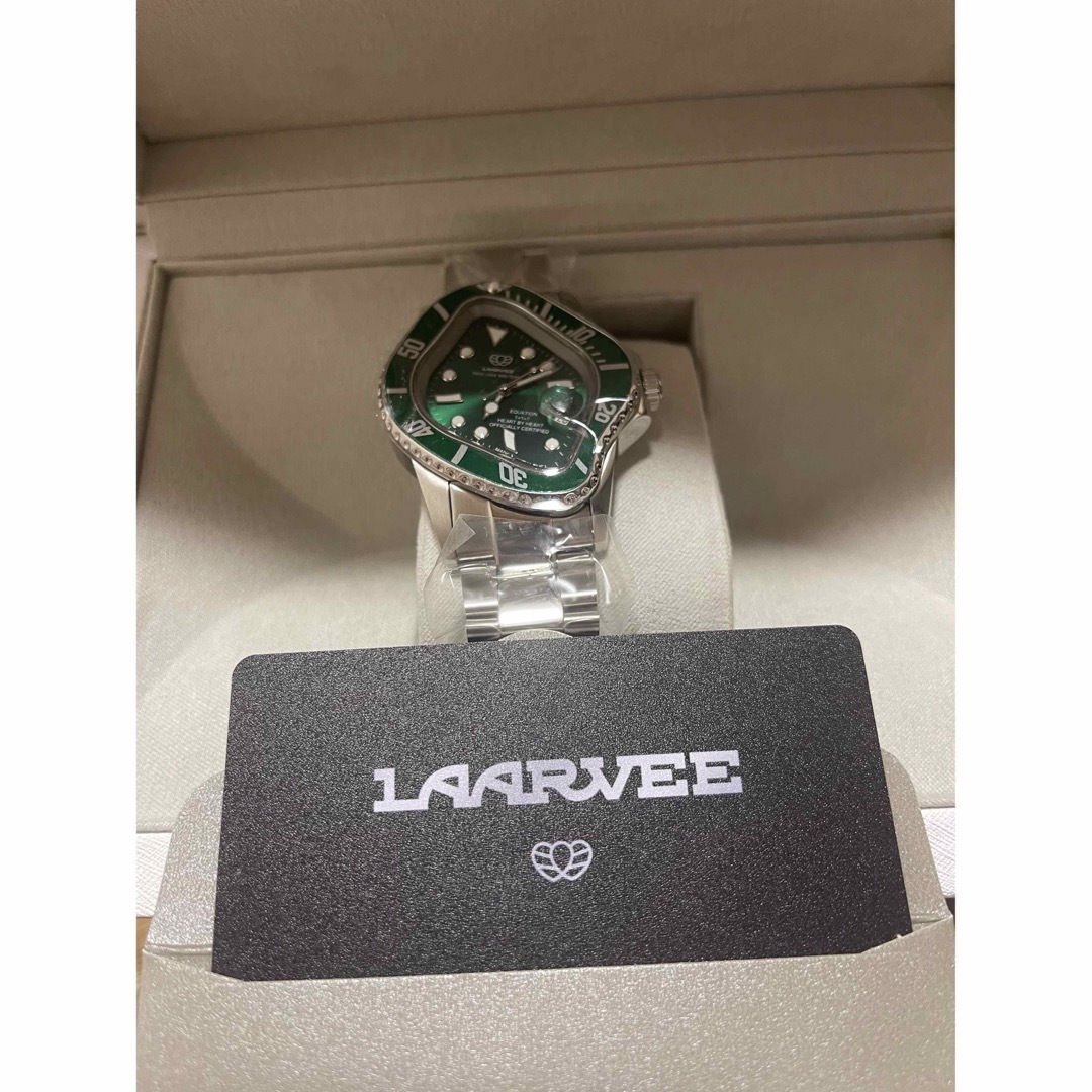 新品 未使用 LAARVEE  PEA001 腕時計 laarveewatch