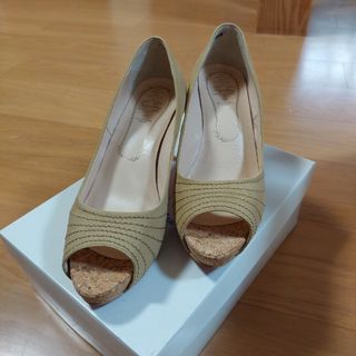 極美品　オープントゥパンプス(ハイヒール/パンプス)