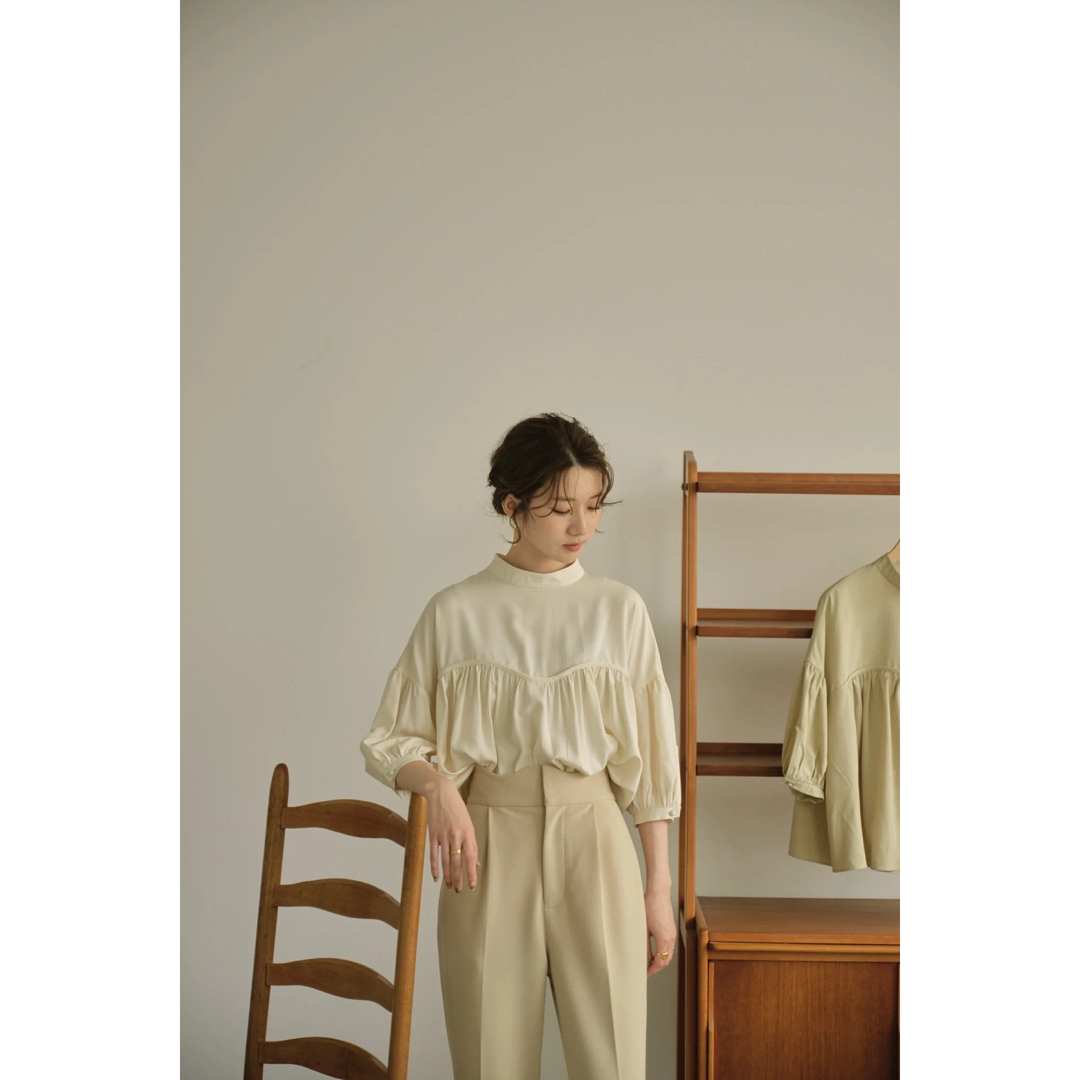 Eaphi yoke switching blouse アイボリー