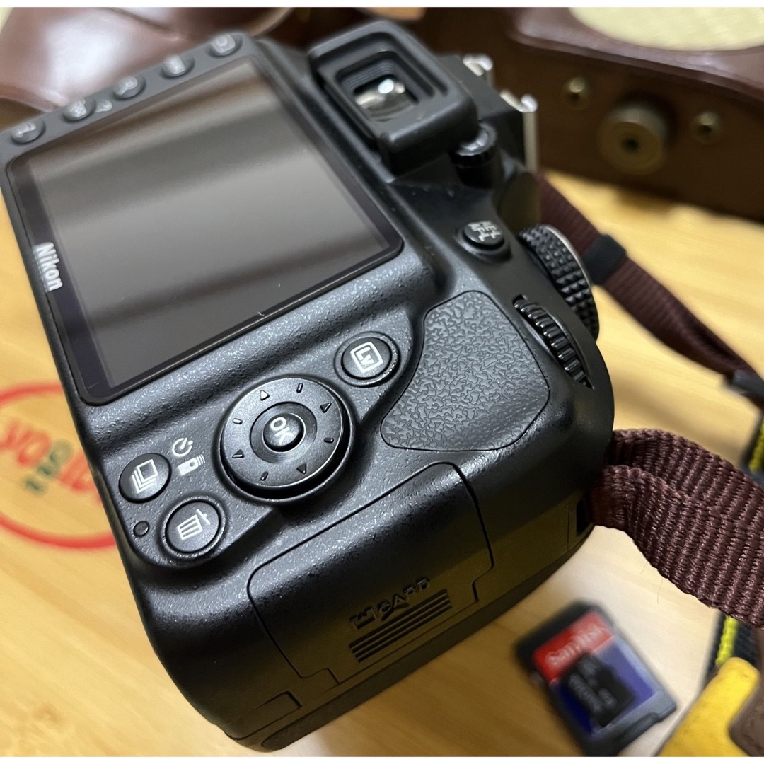 ニコンNikon D3300レンズキットデジタルカメラ 18-55mm 一眼レフの通販