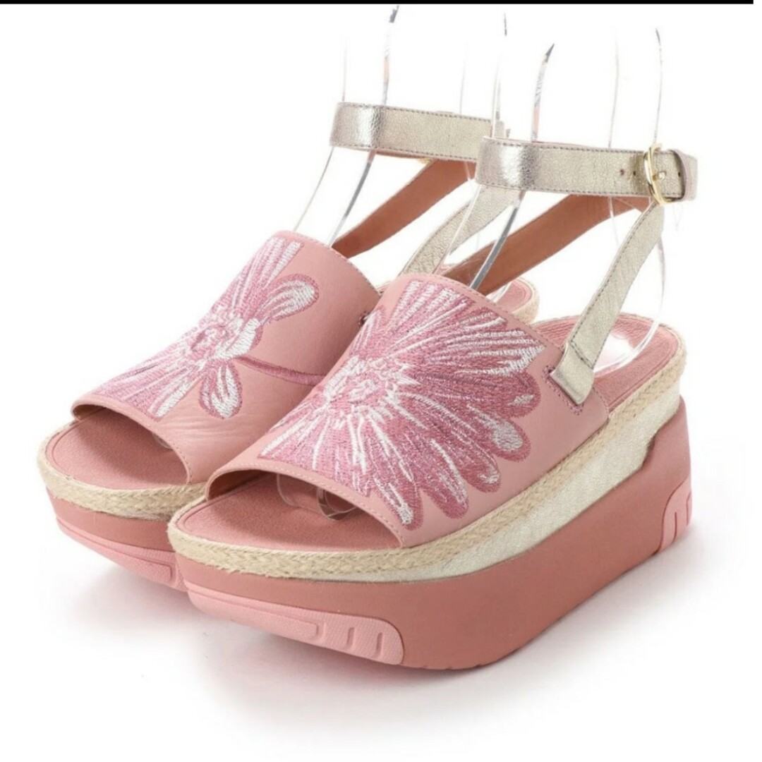 fitflop(フィットフロップ)のフィットフロップ  サンダル 厚底 EMBROIDERY PLATFORM レディースの靴/シューズ(サンダル)の商品写真