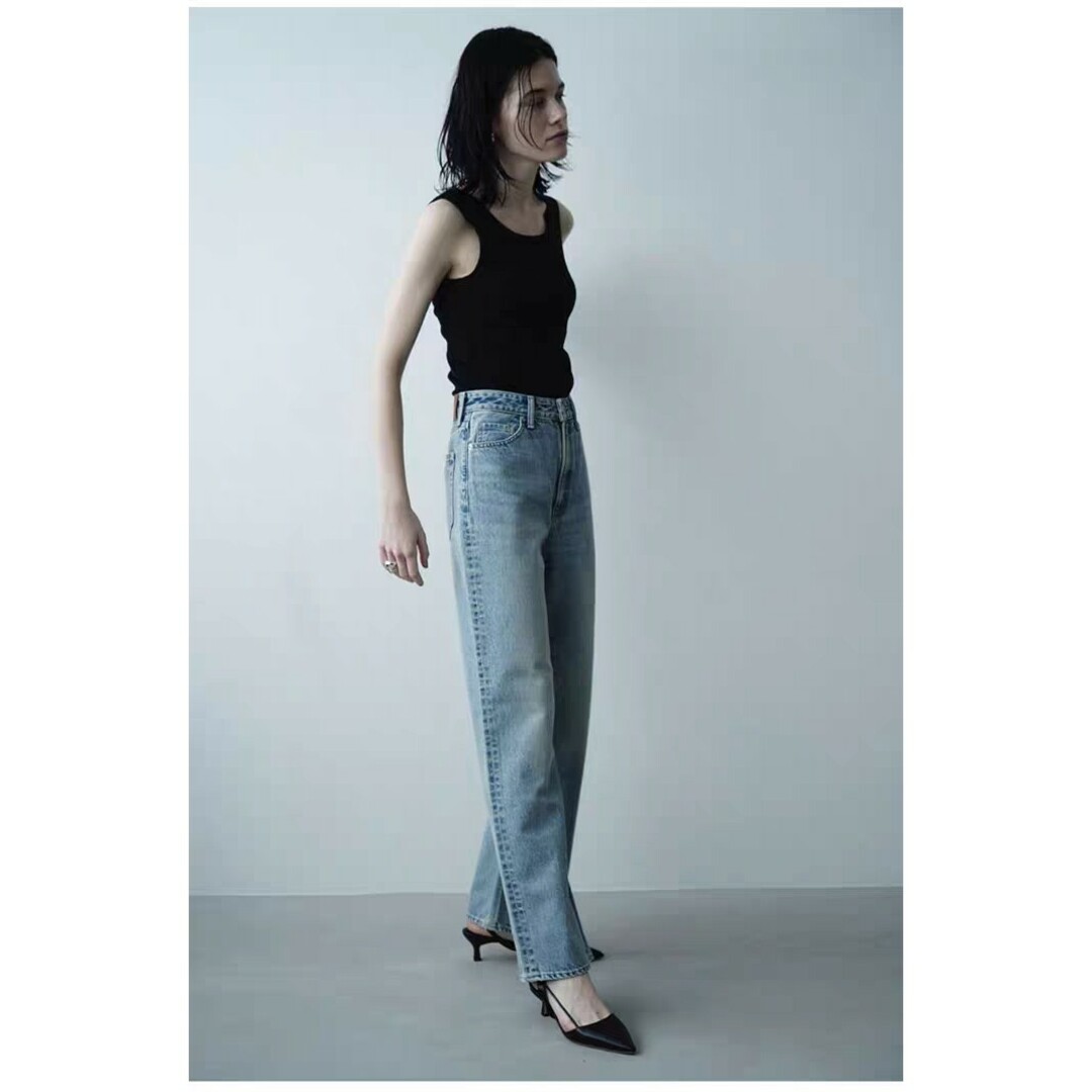 CLANE(クラネ)の新品　CLANE SECOND DENIM PANTS　アイスブルー　サイズ2 レディースのパンツ(デニム/ジーンズ)の商品写真