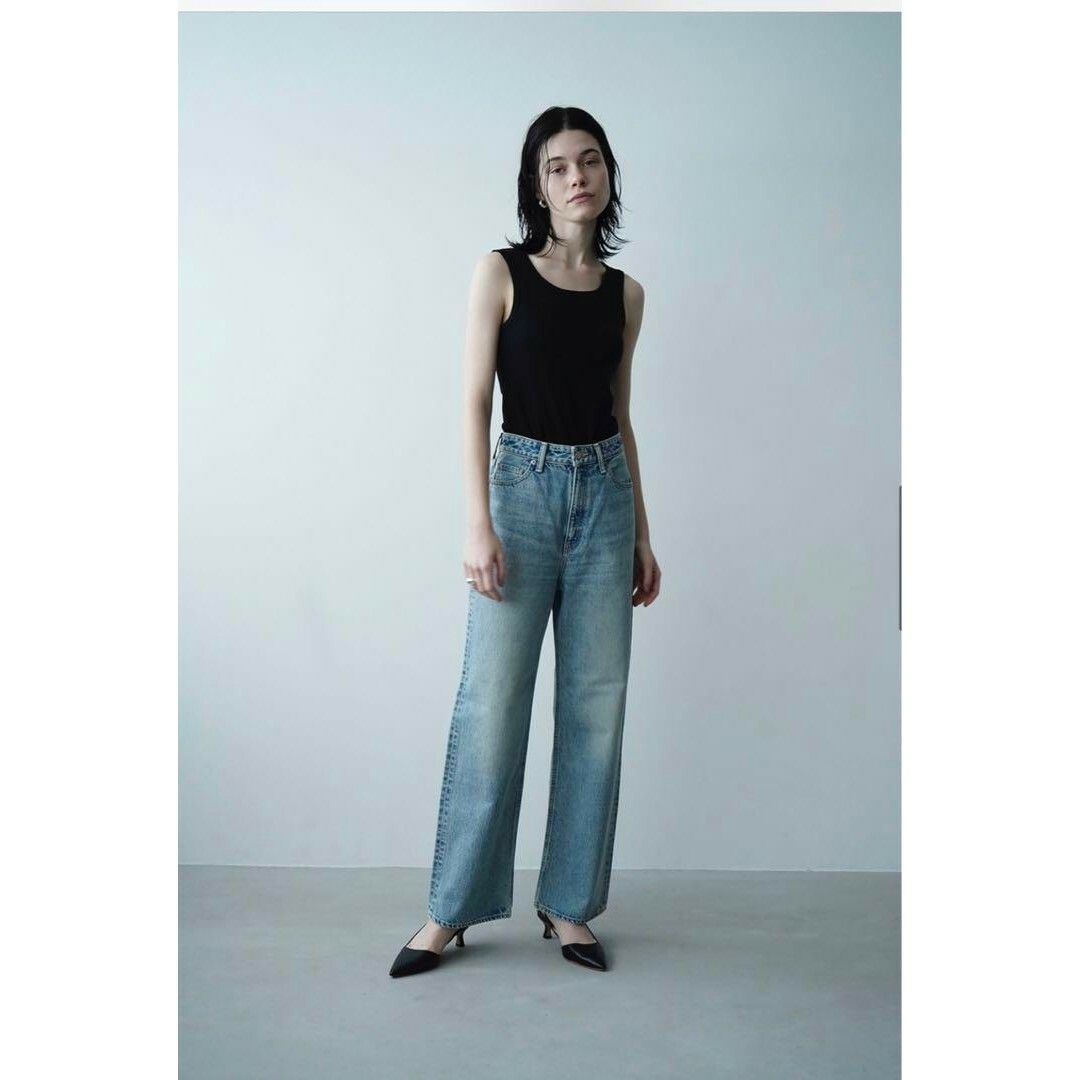 CLANE(クラネ)の新品　CLANE SECOND DENIM PANTS　アイスブルー　サイズ2 レディースのパンツ(デニム/ジーンズ)の商品写真