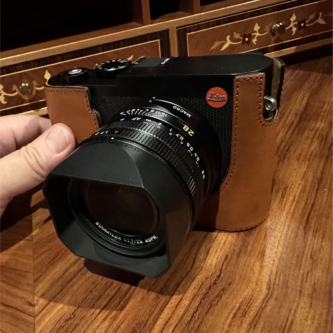 Leica Q3 (リポーター？？)