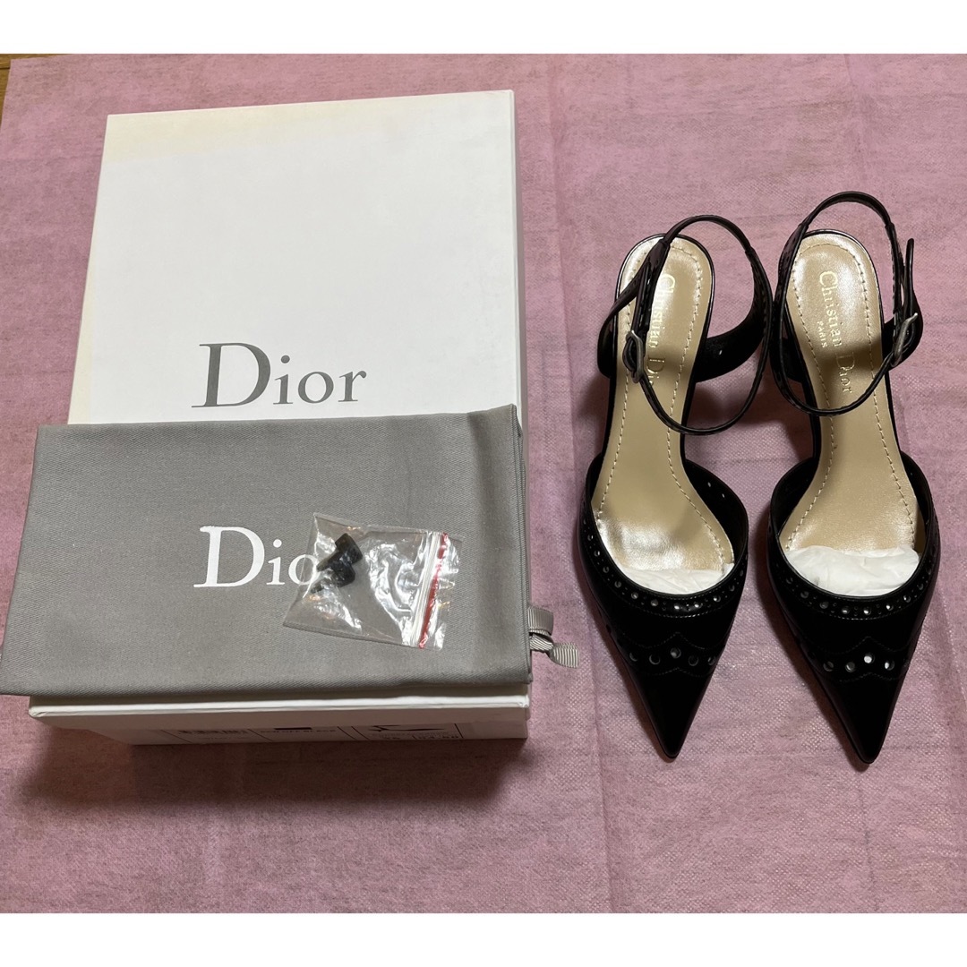 Christian Dior - 新品 Christian Dior レザーストラップパンプスの