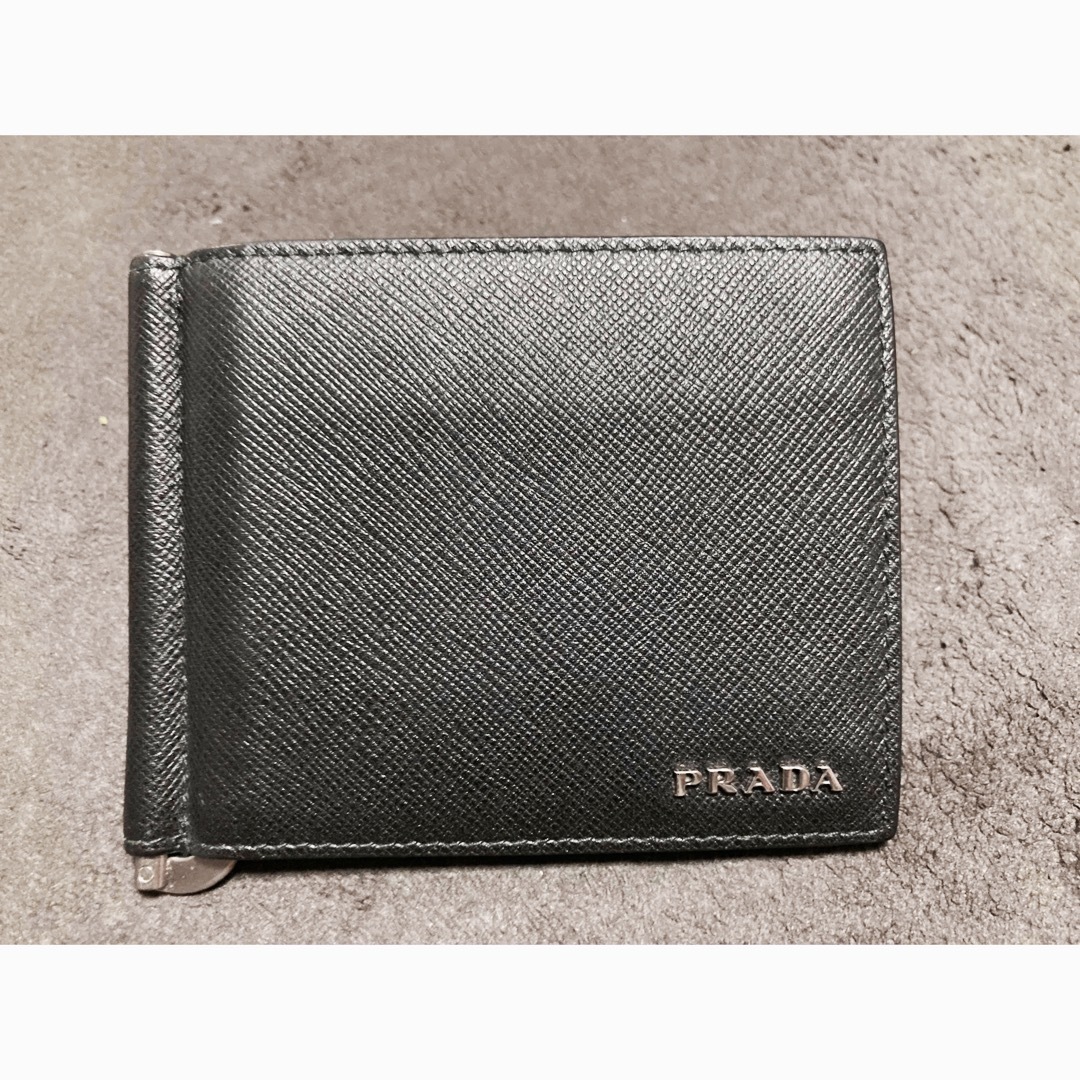 PRADA(プラダ)のPRADA プラダ　マネークリップ　財布　サイフ メンズのファッション小物(マネークリップ)の商品写真