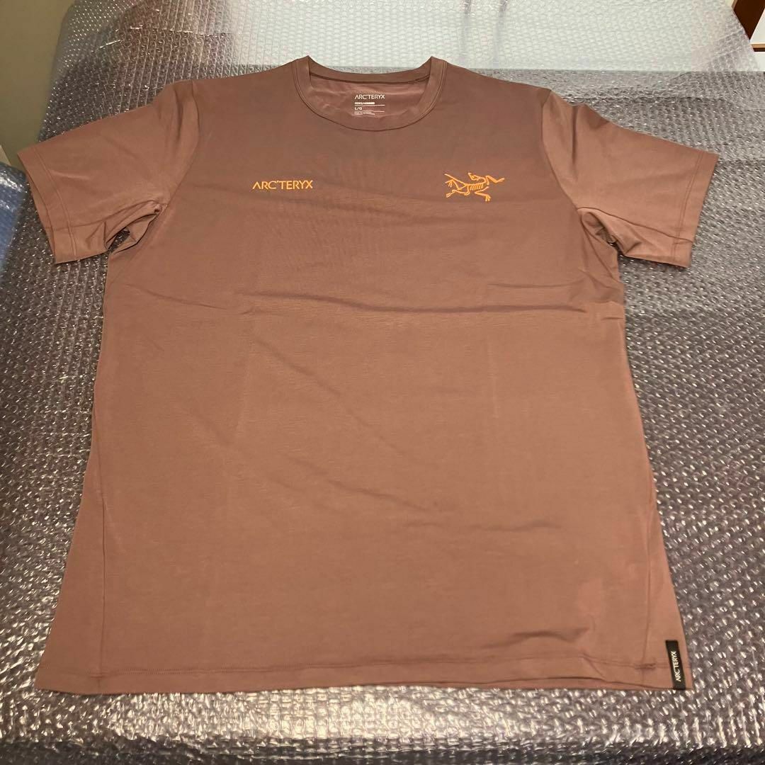 ARC'TERYX(アークテリクス)の新品 アークテリクス キャプティブスプリット  L velvet sand メンズのトップス(Tシャツ/カットソー(半袖/袖なし))の商品写真