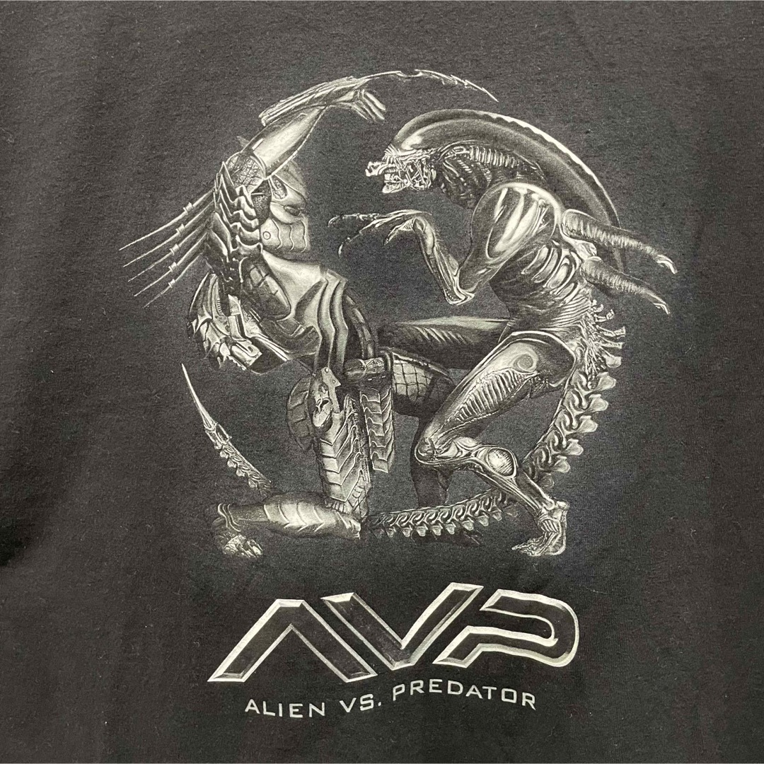 Alien vs predator エイリアンvsプレデター Tシャツ