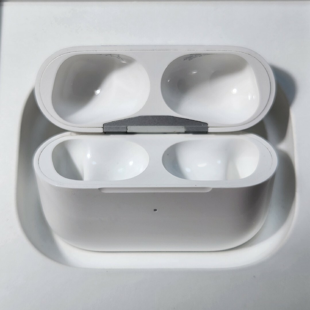 【Apple正規品】美品　AirPods Pro第1世代　充電ケース　第一世代