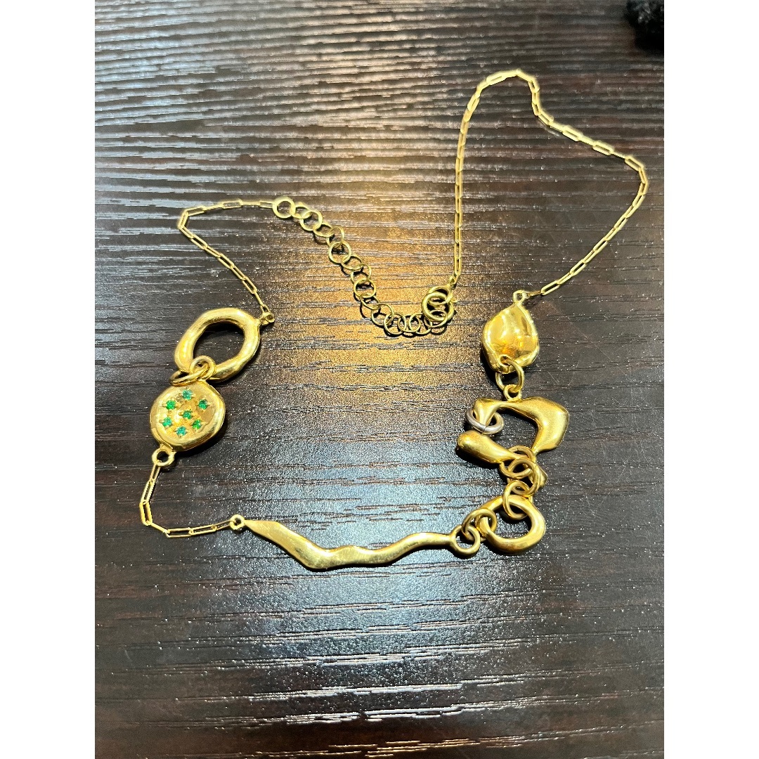 STRONG “COSMIC” GOLD NECKLACE公式サイトから引用