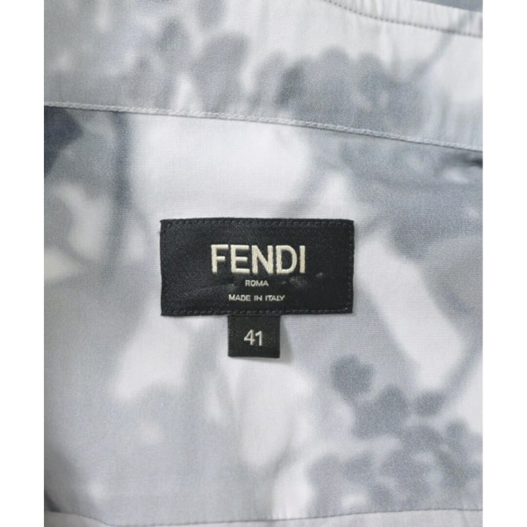FENDI(フェンディ)のFENDI フェンディ カジュアルシャツ 41(XL位) グレーx白 【古着】【中古】 メンズのトップス(シャツ)の商品写真
