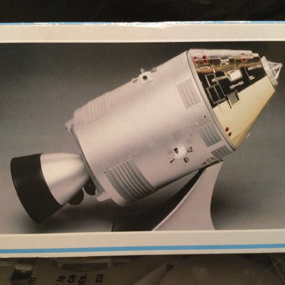 APOLLO SPECECRAFT 1/32 MONOGRAM 未組立