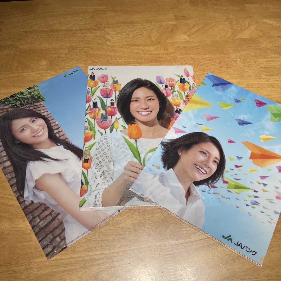 松下奈緒　クリアファイル　3種類 エンタメ/ホビーのタレントグッズ(女性タレント)の商品写真
