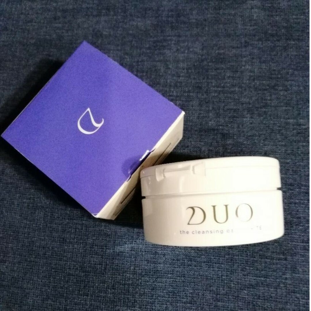 DUO(デュオ)のDUO クレンジングバーム　ホワイト 90g コスメ/美容のスキンケア/基礎化粧品(クレンジング/メイク落とし)の商品写真